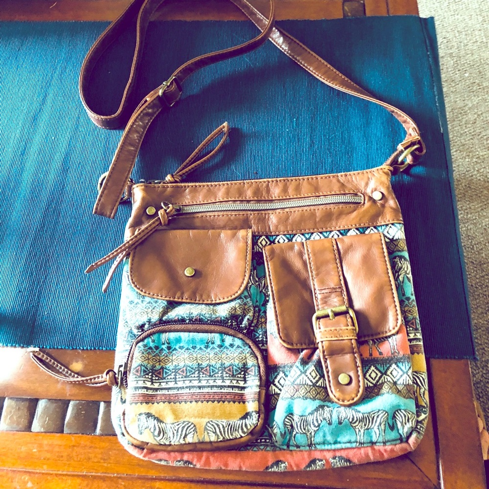 Cute Colorful Crossbody Bag w/ 🦓  Design!